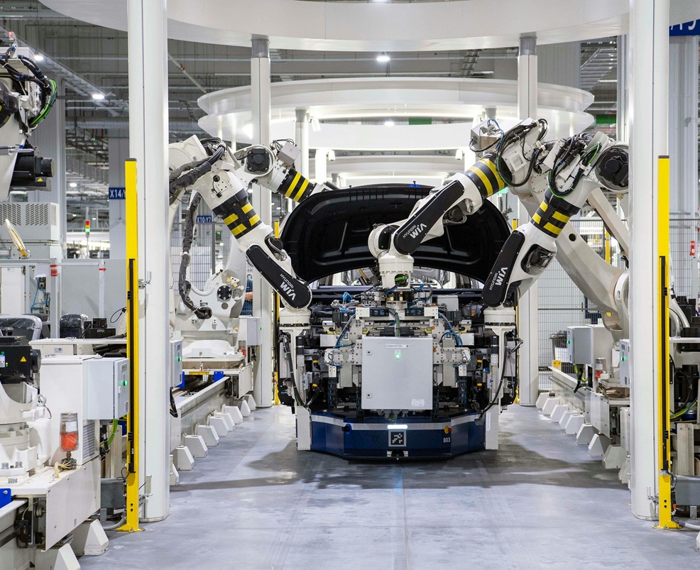 Manufacturing machines and operations