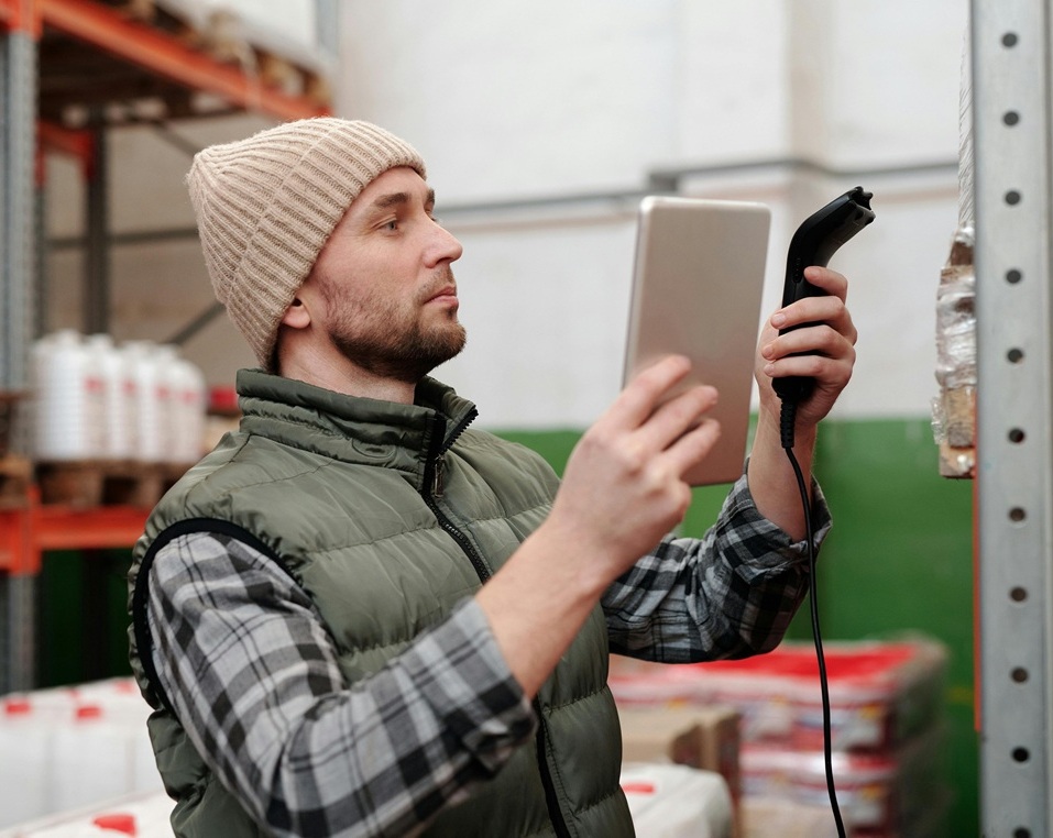 Professional services meeting with an advisor